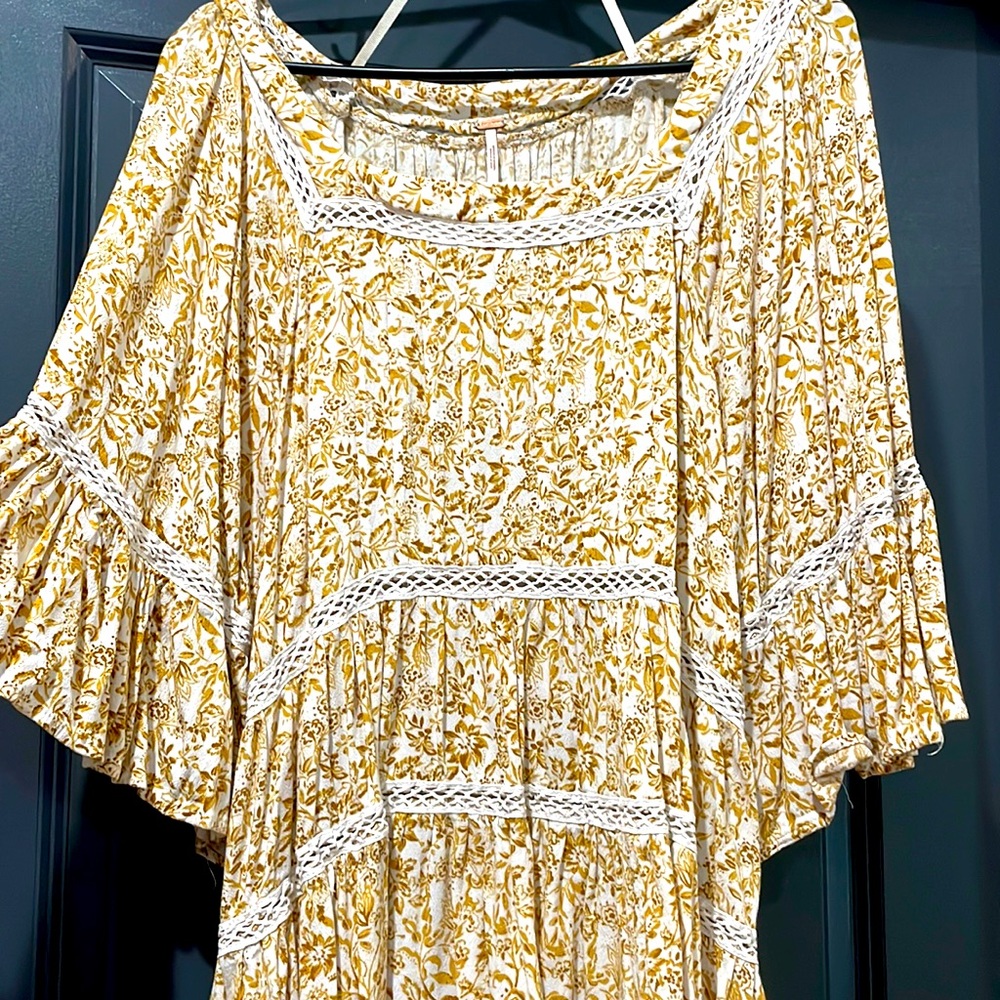 Free people top